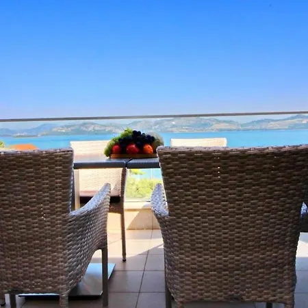 アパート Kula - Three Bedroom With Terrace And Sea View C5